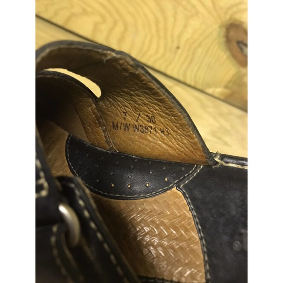 Born Wedge Women's Size 7 Handcrafted Leather Mules Clogs Black Hook and Loop - Picture 9 of 9